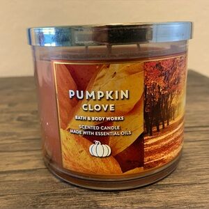 Bath & Body Candle Pumpkin Clove 14.5 oz